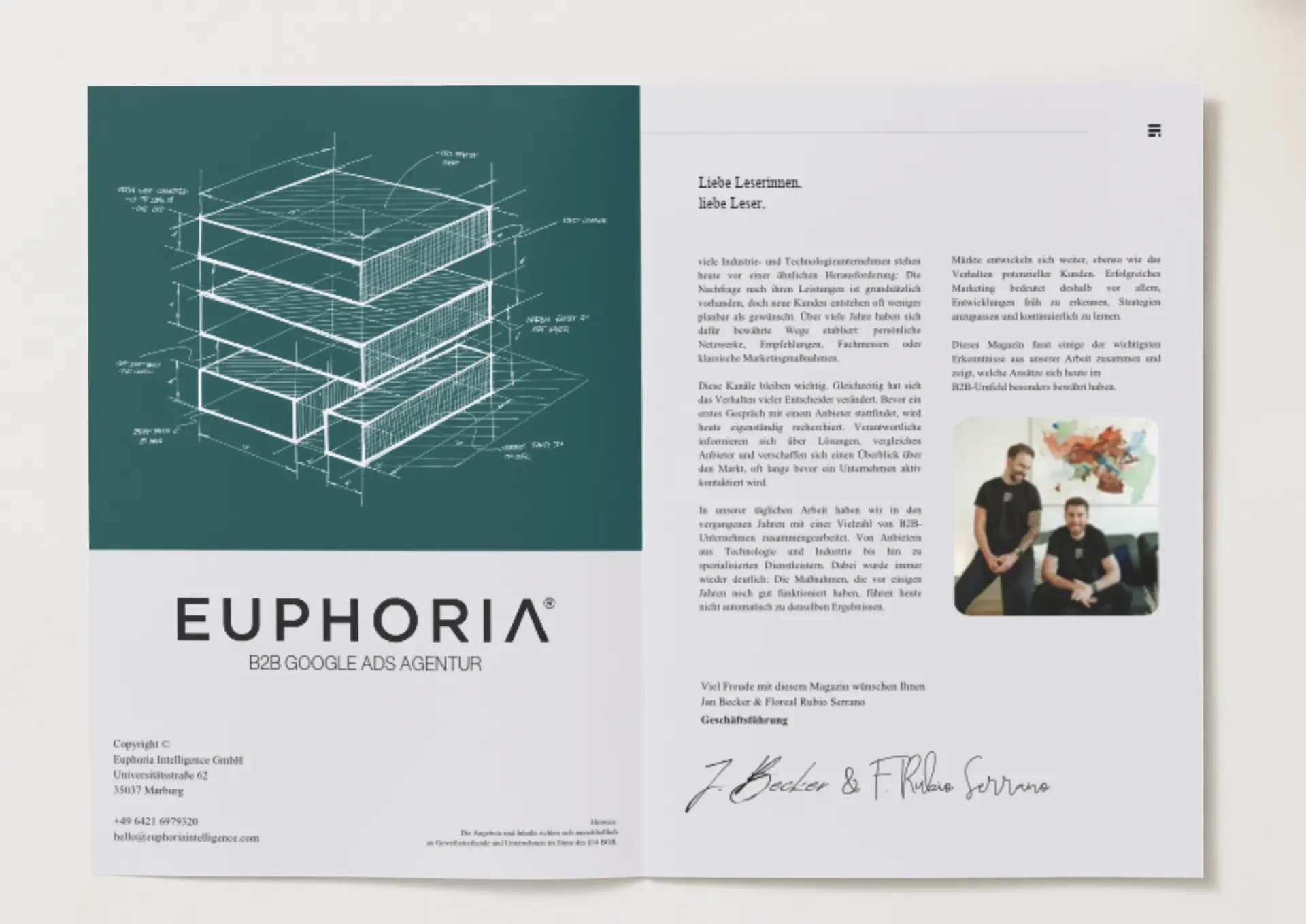 Aufgeschlagenes EUPHORIA B2B Google Ads Magazin mit Titelseite und Editorial